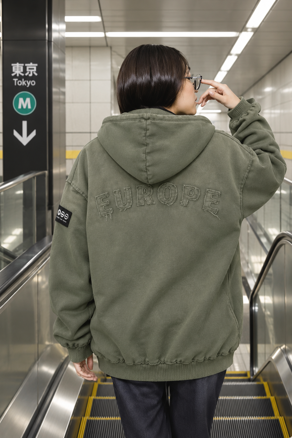 [PRE-ORDER NOW. Release Time: November 20, 2026] ZIP-UP HOODIE [EUROPE ver.]